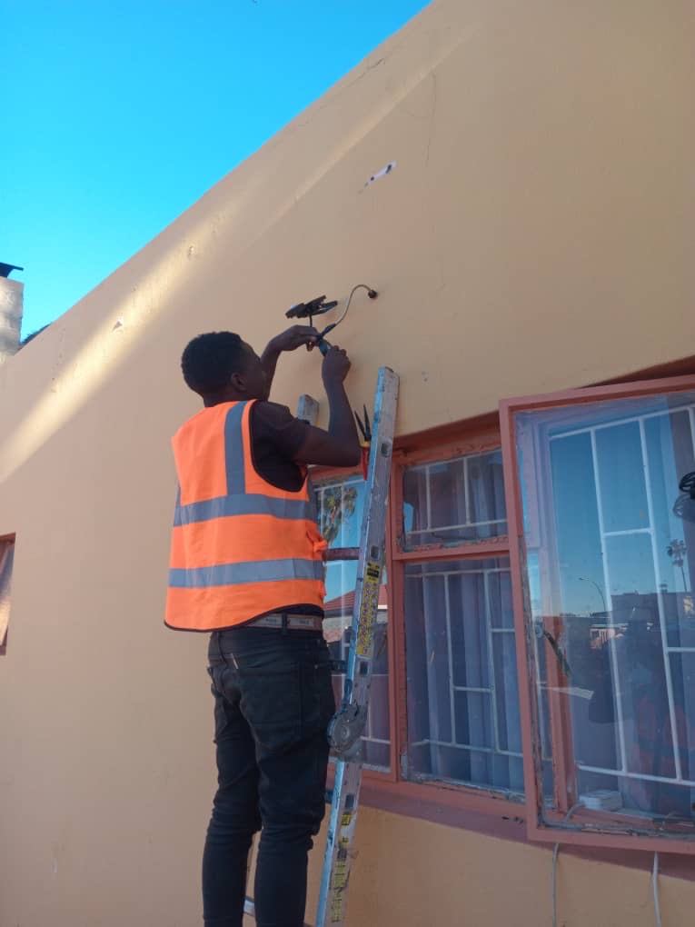 Outdoor electrical installation