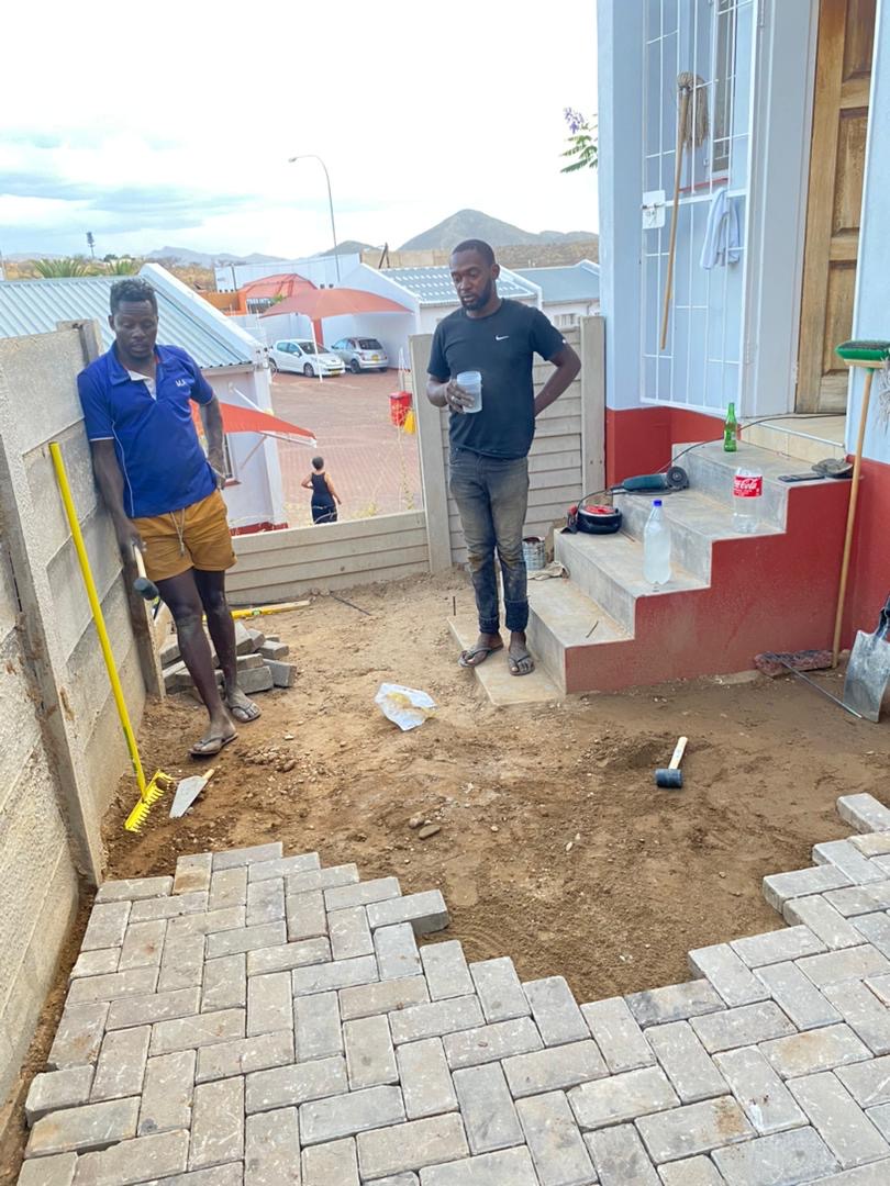 Paving installation